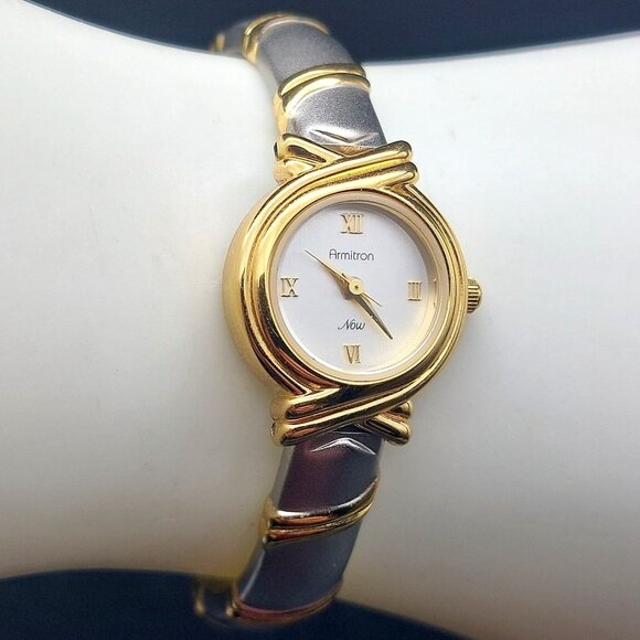 Armitron Now Womens Gold & Silver Tone Roman Numeral Watch New Battery WORKS - Picture 3 of 8